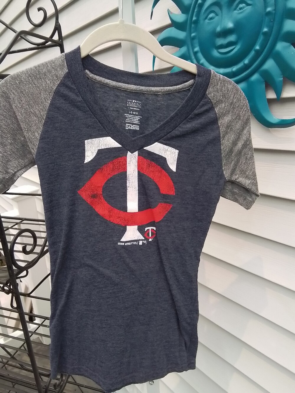 Minnesota Twins Navy and Gray Raglan V-Neck T-Shirt
